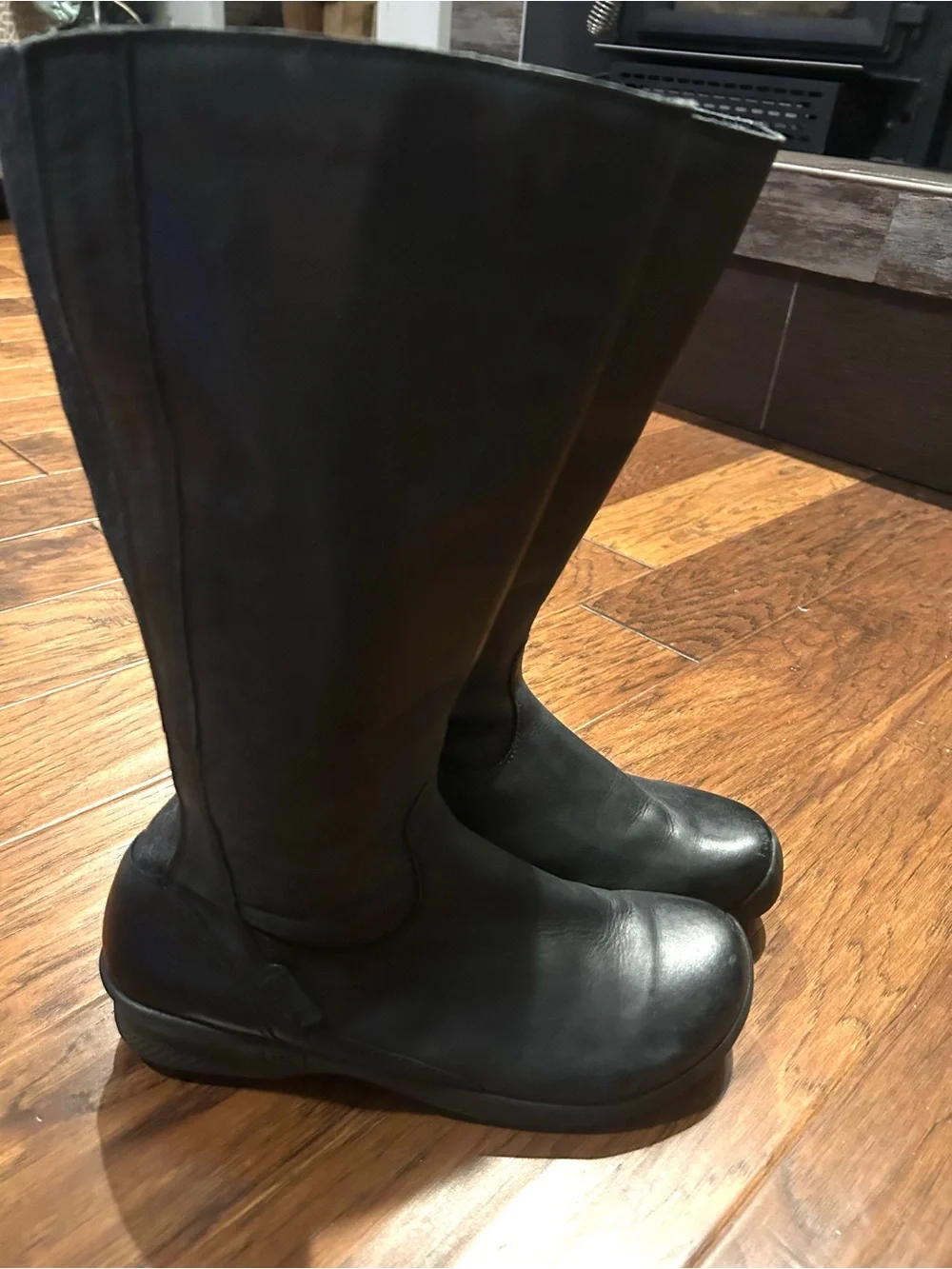 Keen Bern Baby Bern II Tall Boot - Women's Size 10.5